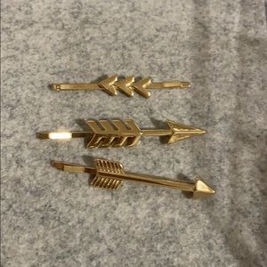 Gold Arrow hair clips pins